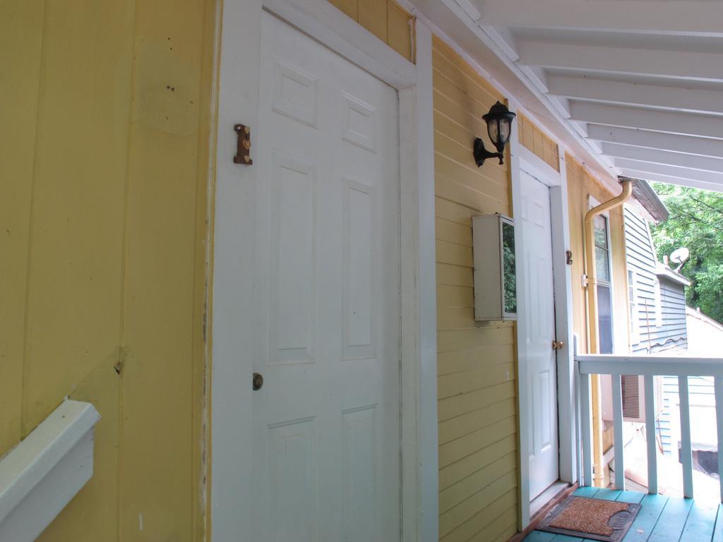 Cottages On Main Eureka Springs Exterior photo